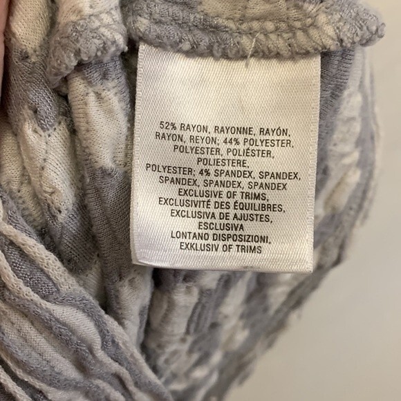 Deletta Anthropologie Nava Gray Ivory Textured Cowlneck Sleeveless Top Size M - Picture 4 of 9